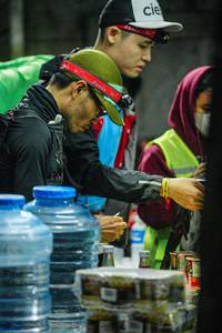 BIB: 
                            <button type="button" onclick="openModal(22308305)" class="btn btn-primary btn-sm float-right btn-popup" data-toggle="modal" data-target=".modal-high-quality">
                        <i class="fas fa-shopping-cart"></i> Add to Cart
                    </button>
                                            <button type="button" onclick="isThisMe(22308305, true)" class="btn btn-success btn-sm float-right btn-popup btn-isme hidden" data-toggle="tooltip" data-placement="bottom" title="นี่คือรูปของคุณใช่ไหม คลิกที่นี่เพื่อเอาเข้าอัลบั้ม">
                        <i class="fas fa-plus"></i> Add to album
                    </button>
                    <button type="button" onclick="isThisMe(22308305, false)" class="btn btn-warning btn-sm float-right btn-popup btn-isnotme hidden">
                        <i class="fas fa-ban"></i> Remove from album
                    </button>